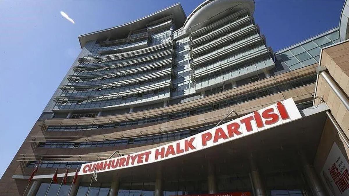 CHP'den istifa