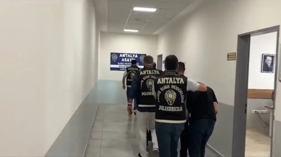 Nitelikli dolandırıcılık operasyonu