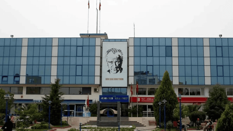 Menderes Belediyesi'ne