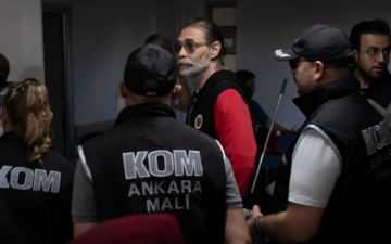 Görevden uzaklaştırılmıştı.