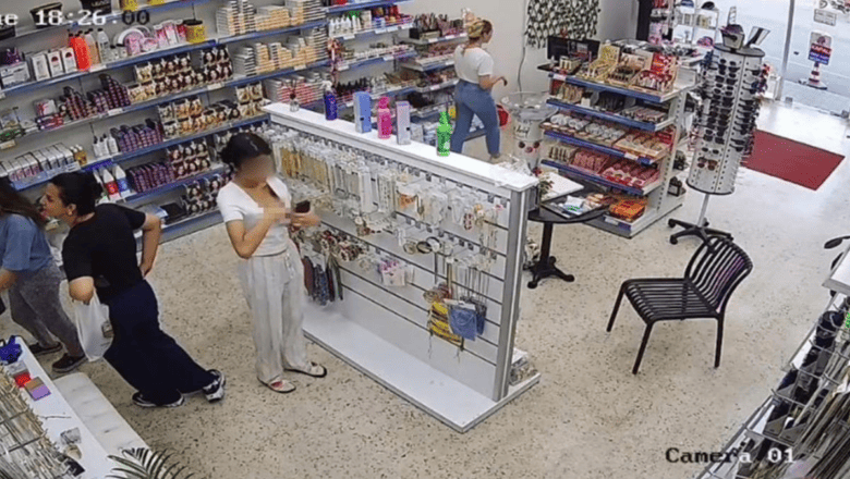 iç çamaşırına kayıp kolye