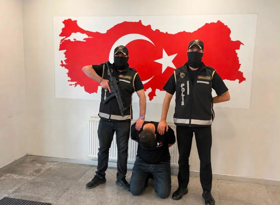 Ö.A.K. yakalama